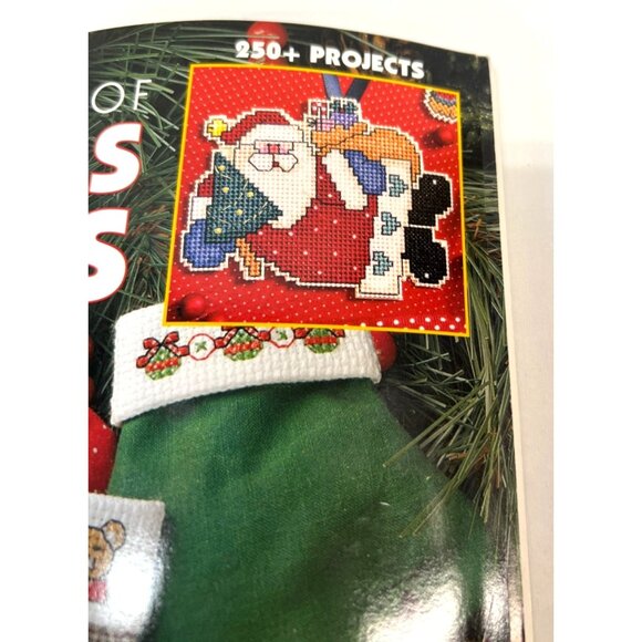 The Big Book Of Christmas Quickies Craft Book - Picture 4 of 12